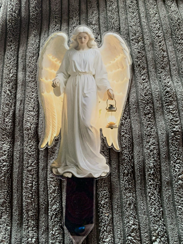 White angel grave memorial - grave,